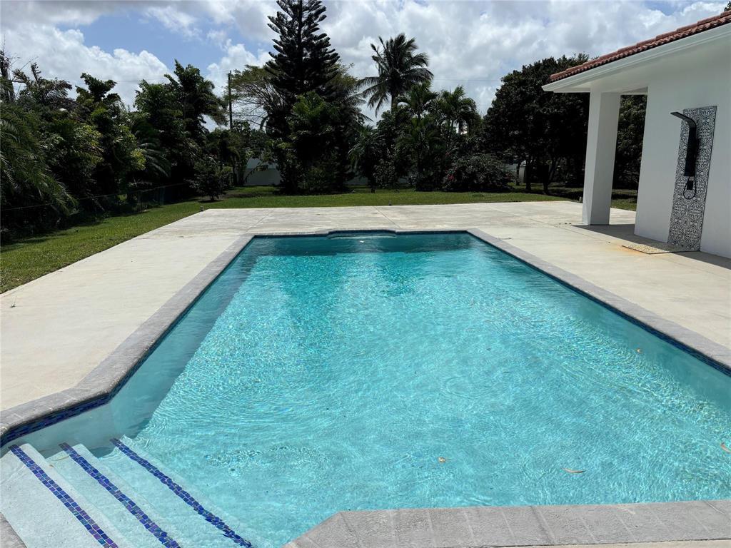 FLA FRUIT LANDS CO SUB NO 1 - Residential Lease