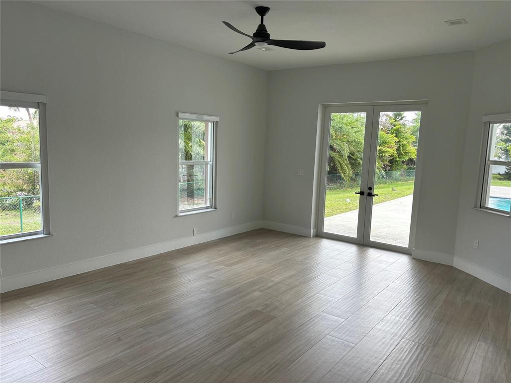 FLA FRUIT LANDS CO SUB NO 1 - Residential Lease