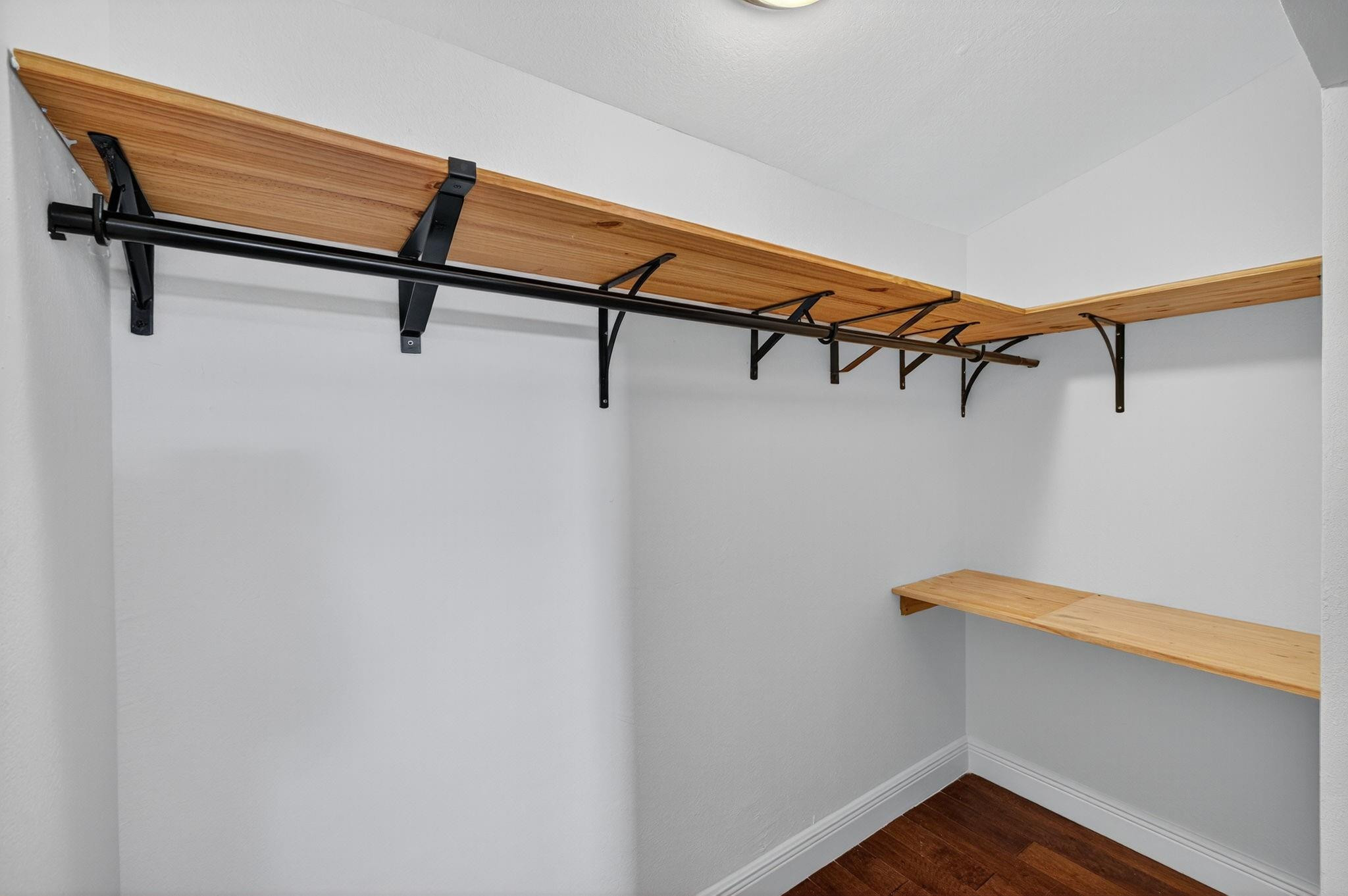 JENADA VILLAS - Residential