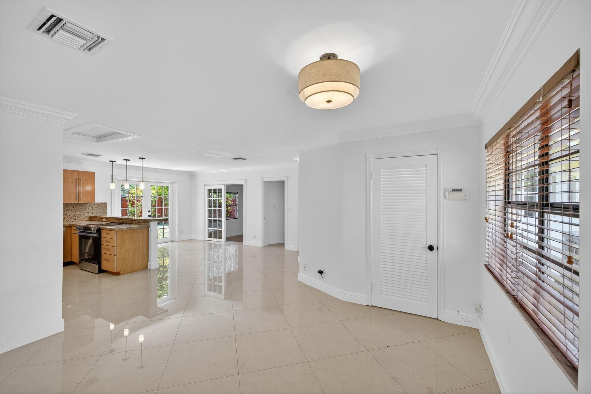 JENADA VILLAS - Residential