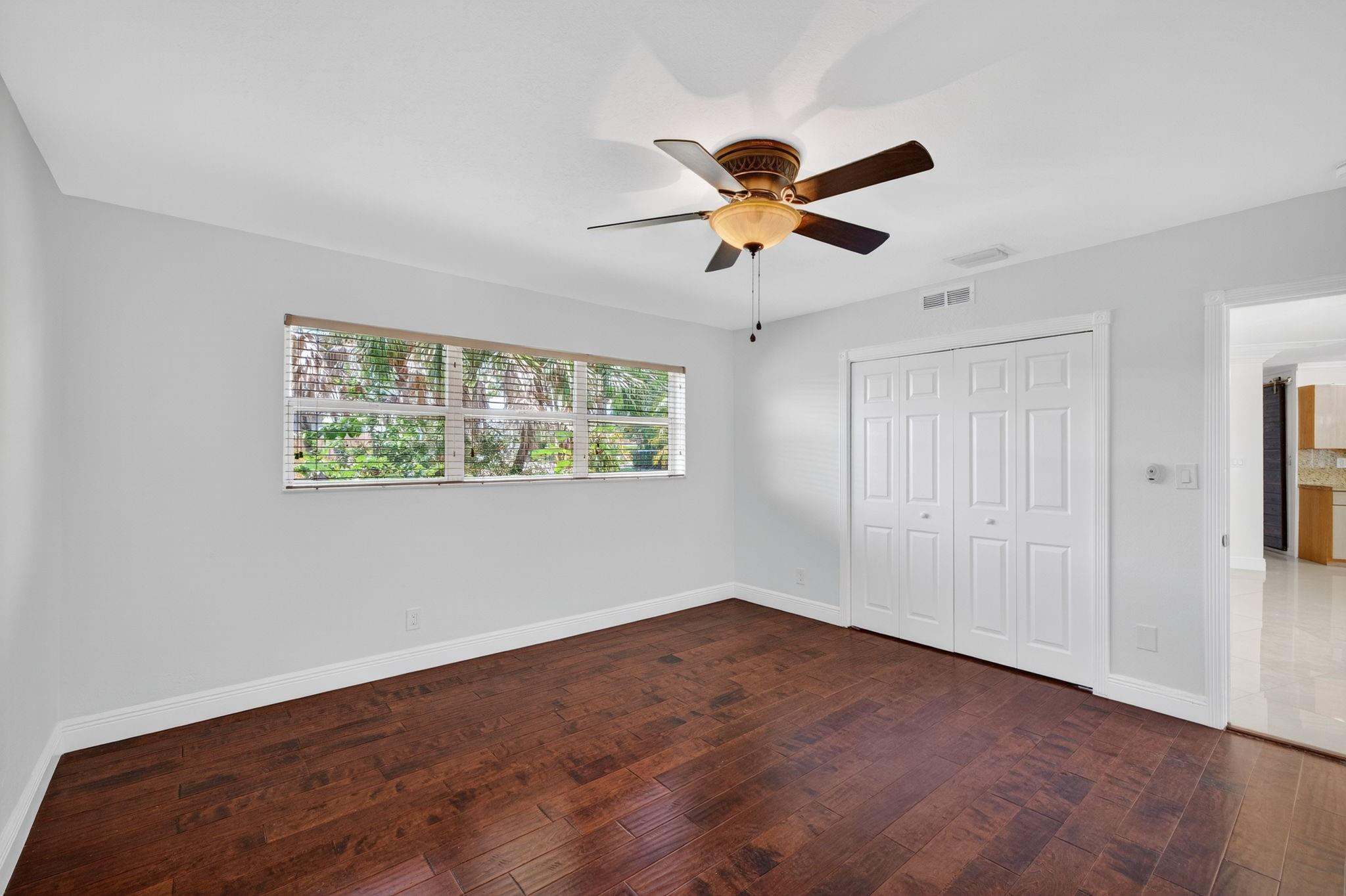 JENADA VILLAS - Residential