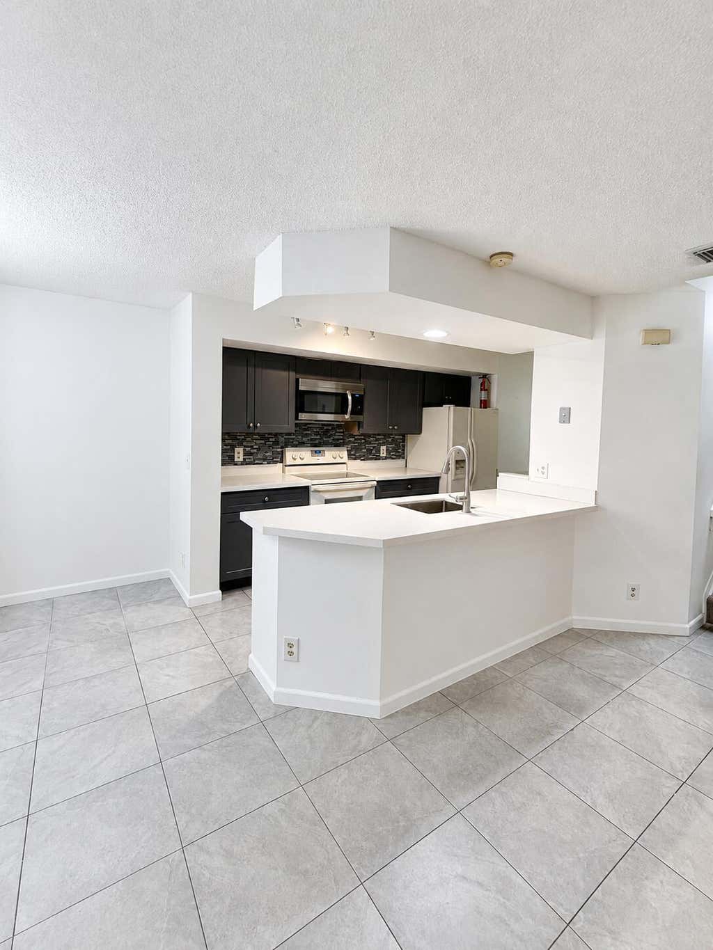 Photo of 5331 SAPPHIRE Valley #5331, Boca Raton, FL 33486 (MLS # B26068702)