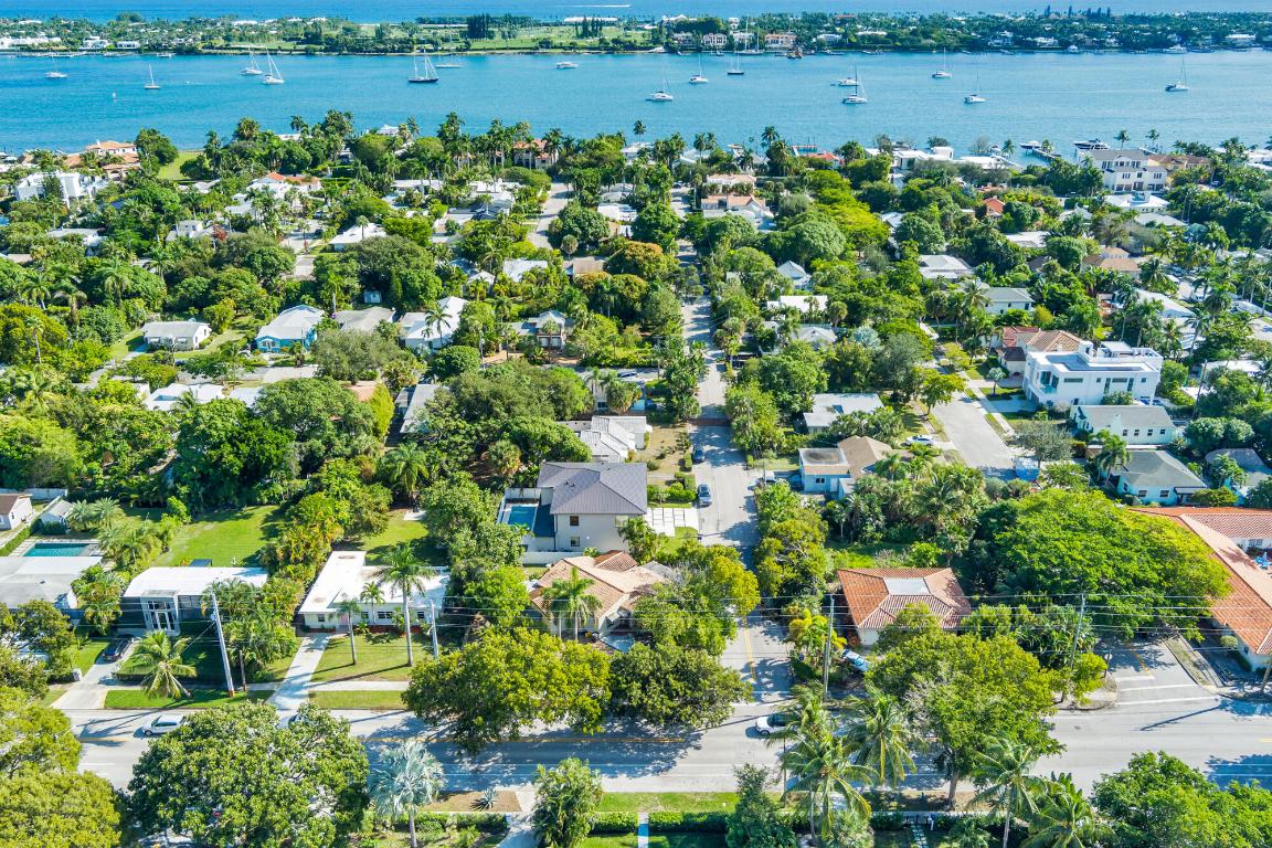 GALE LAKE WORTH 1 REAMNDED - Residential