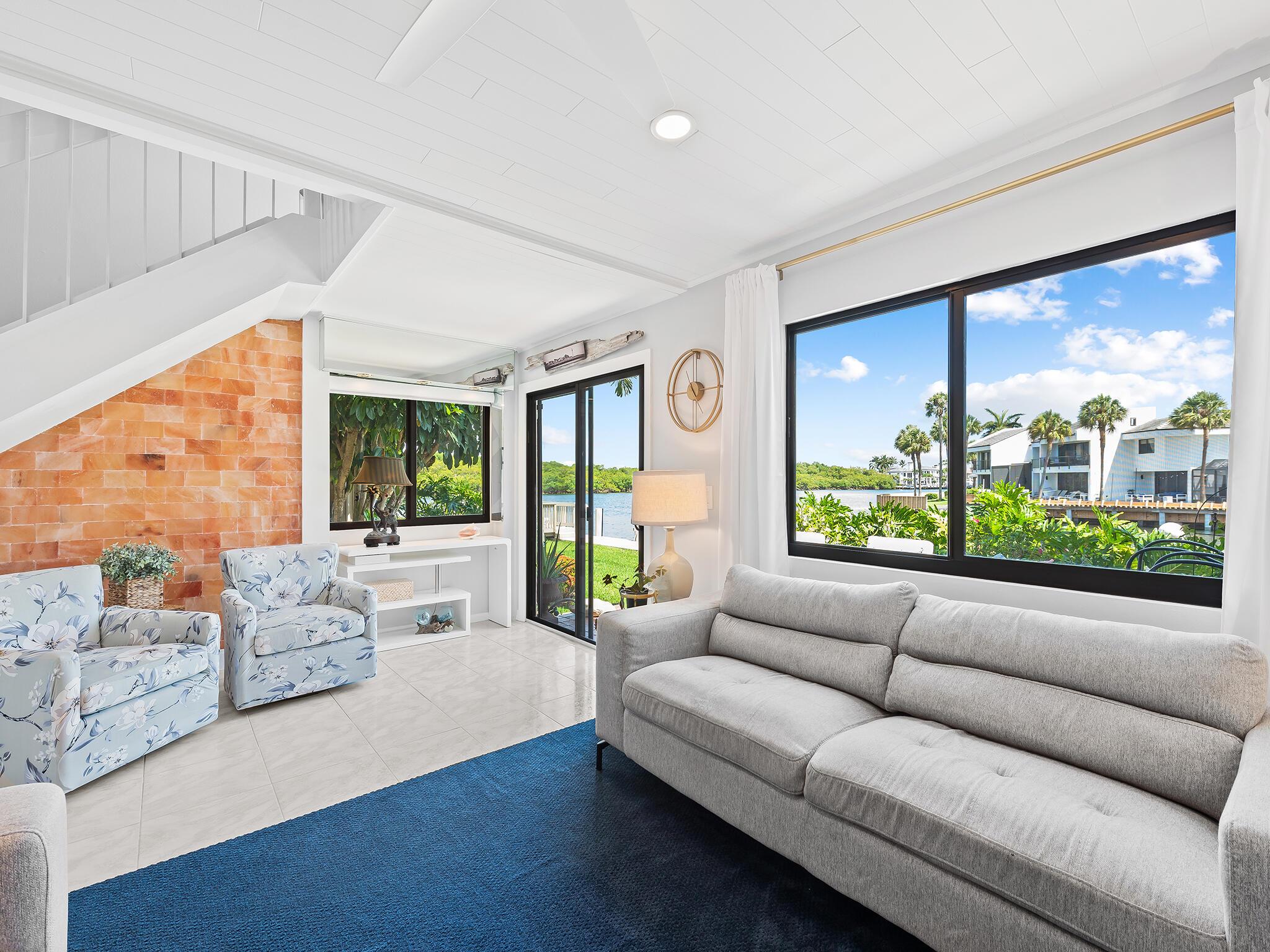 1005 Russell Drive #2