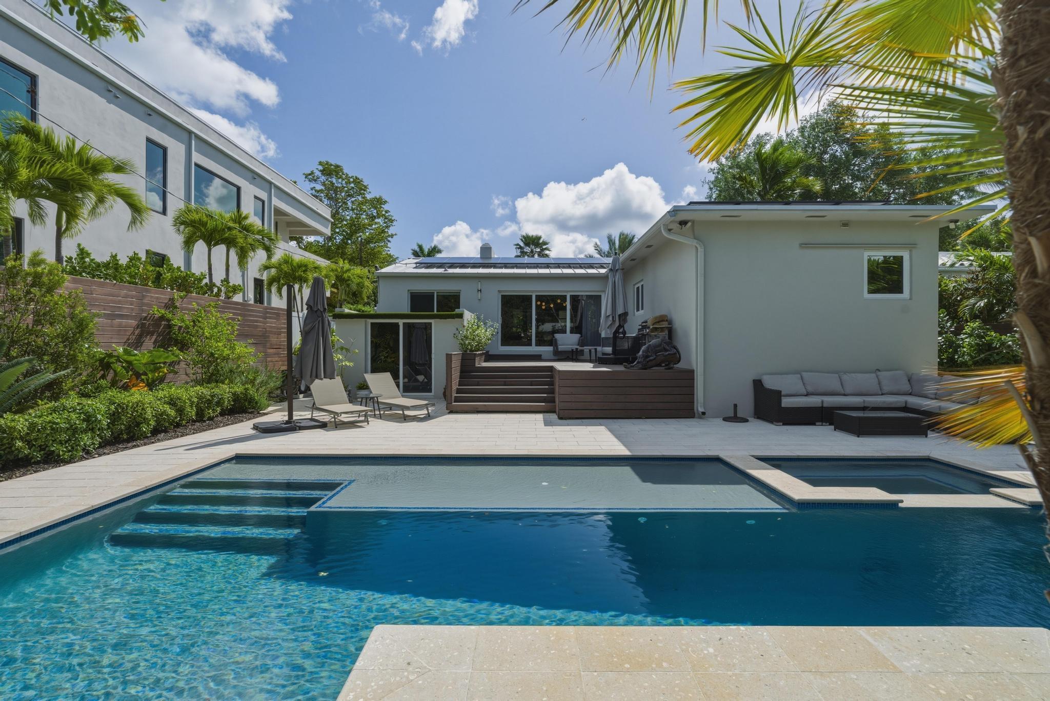 VICTORIA HIGHLANDS AMD PLAT - Residential