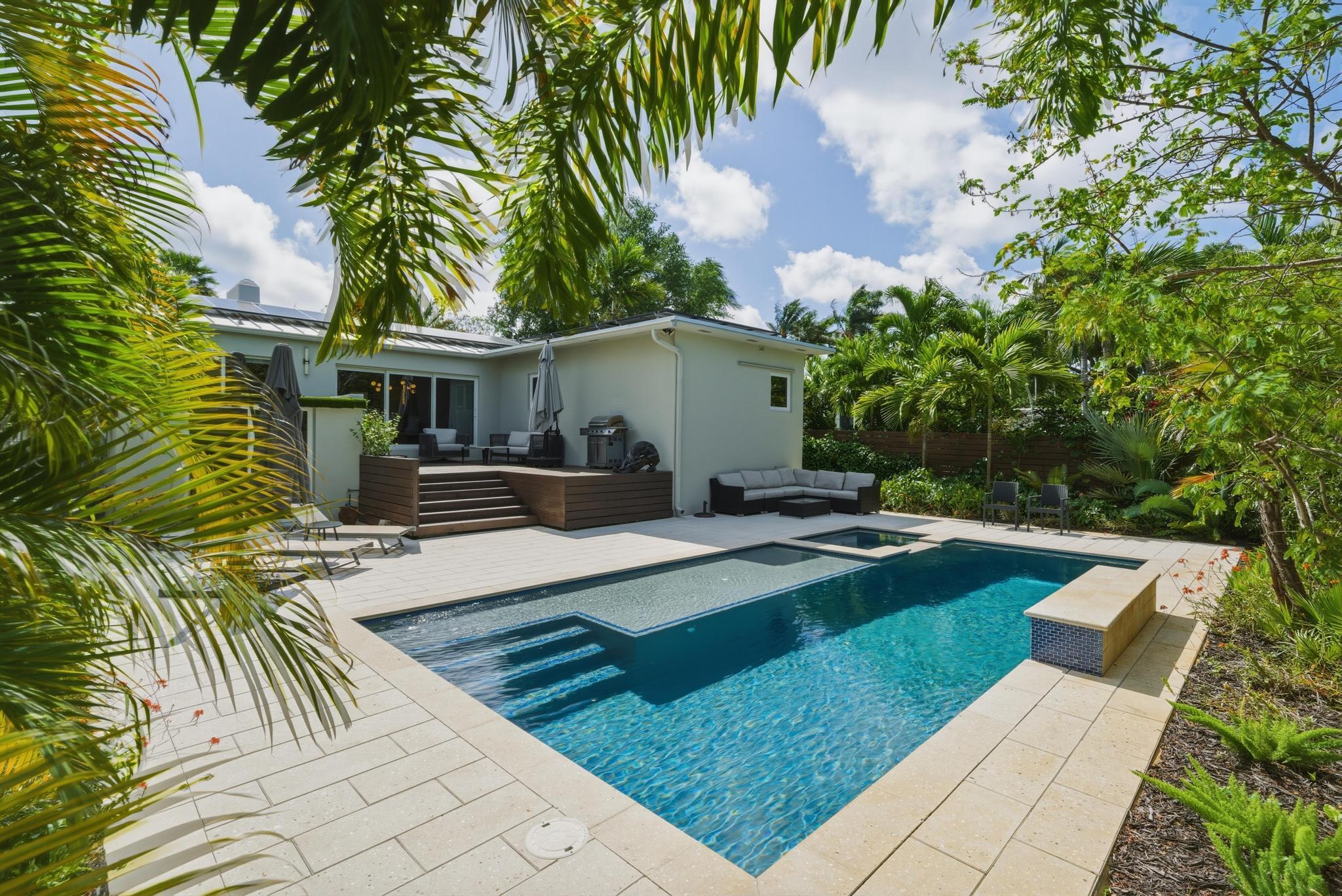 VICTORIA HIGHLANDS AMD PLAT - Residential