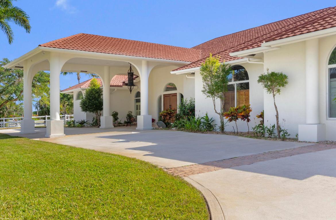 PALM BEACH POINT - Residential