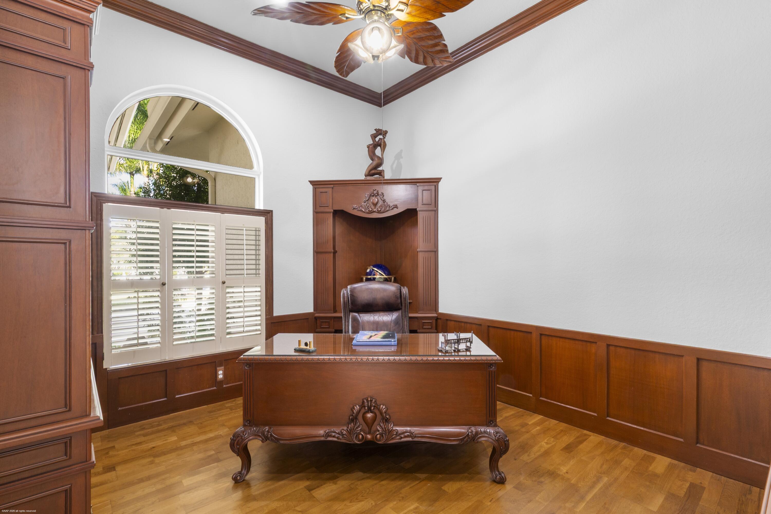 PALM BEACH POINT - Residential