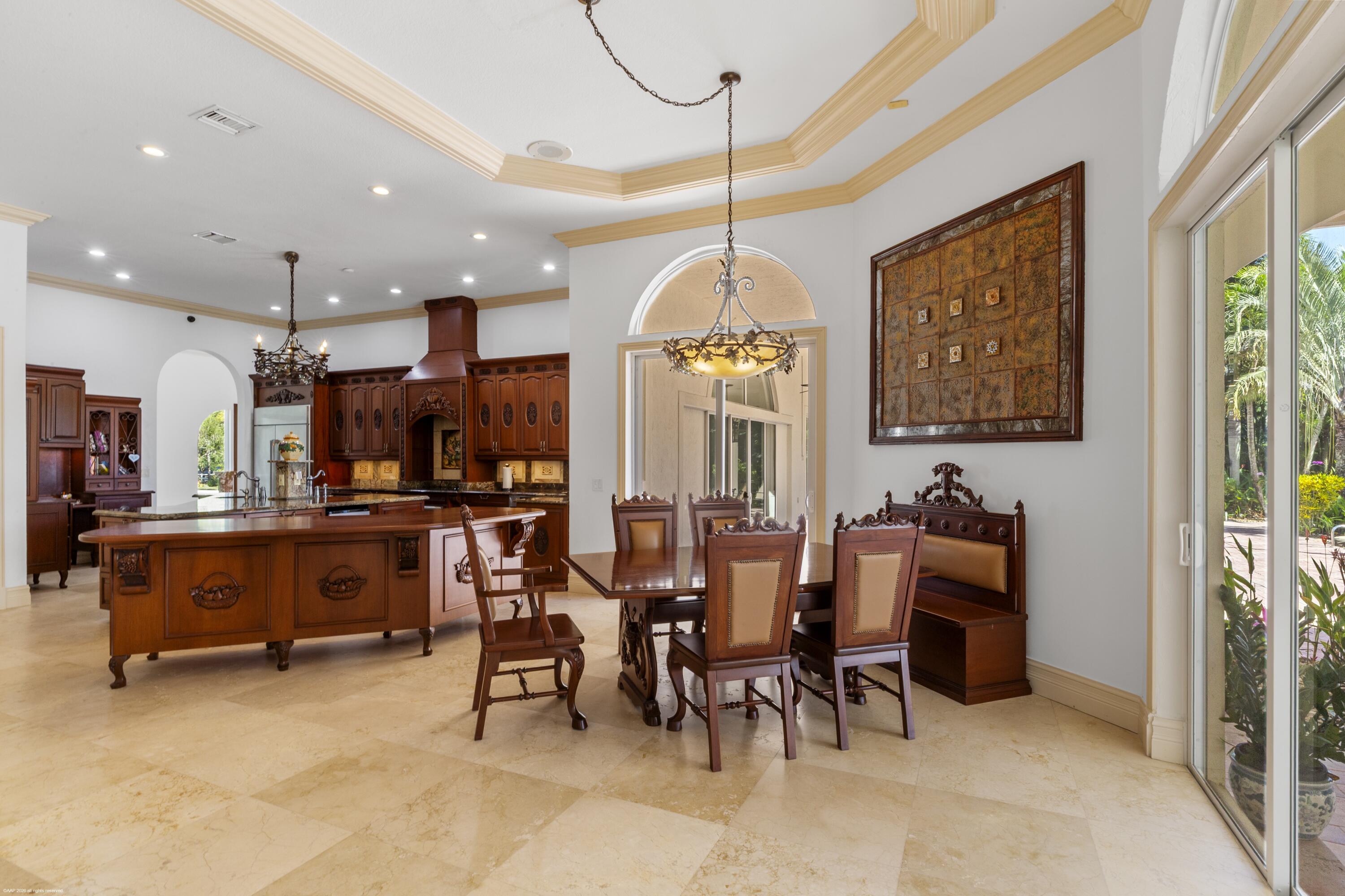 PALM BEACH POINT - Residential