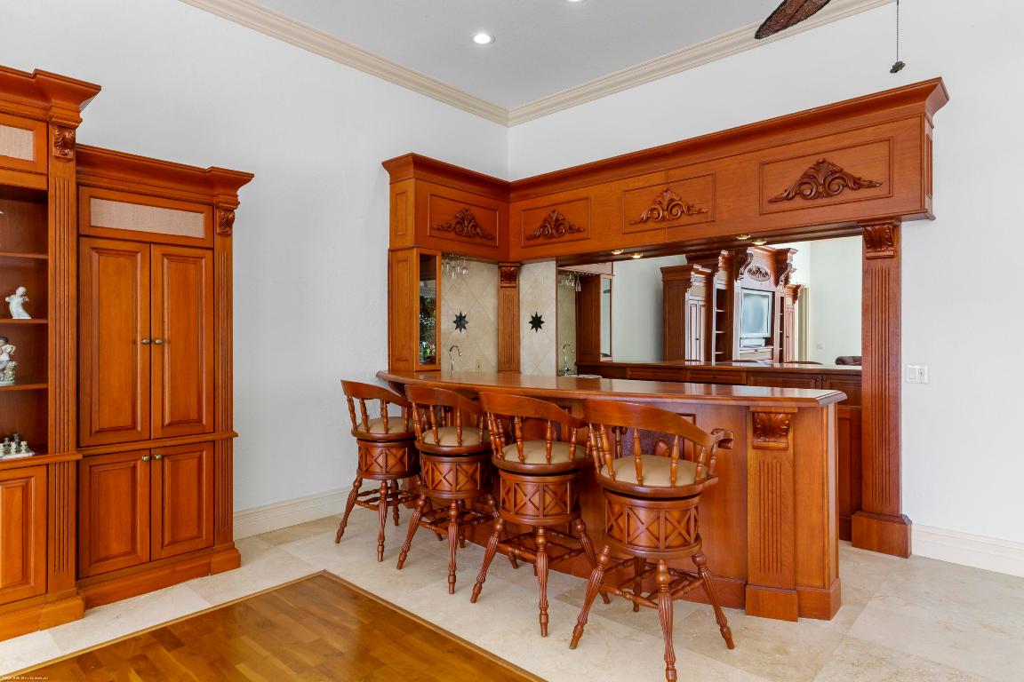 PALM BEACH POINT - Residential