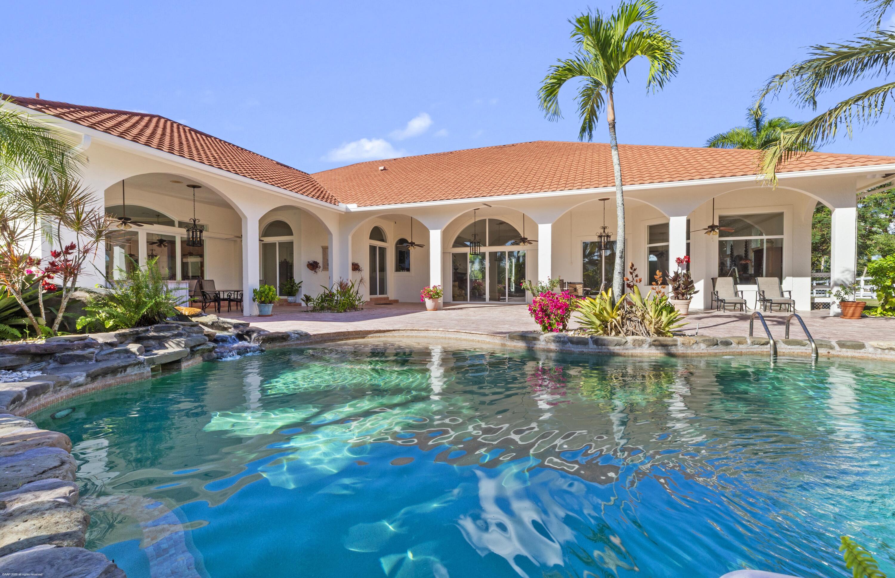 PALM BEACH POINT - Residential