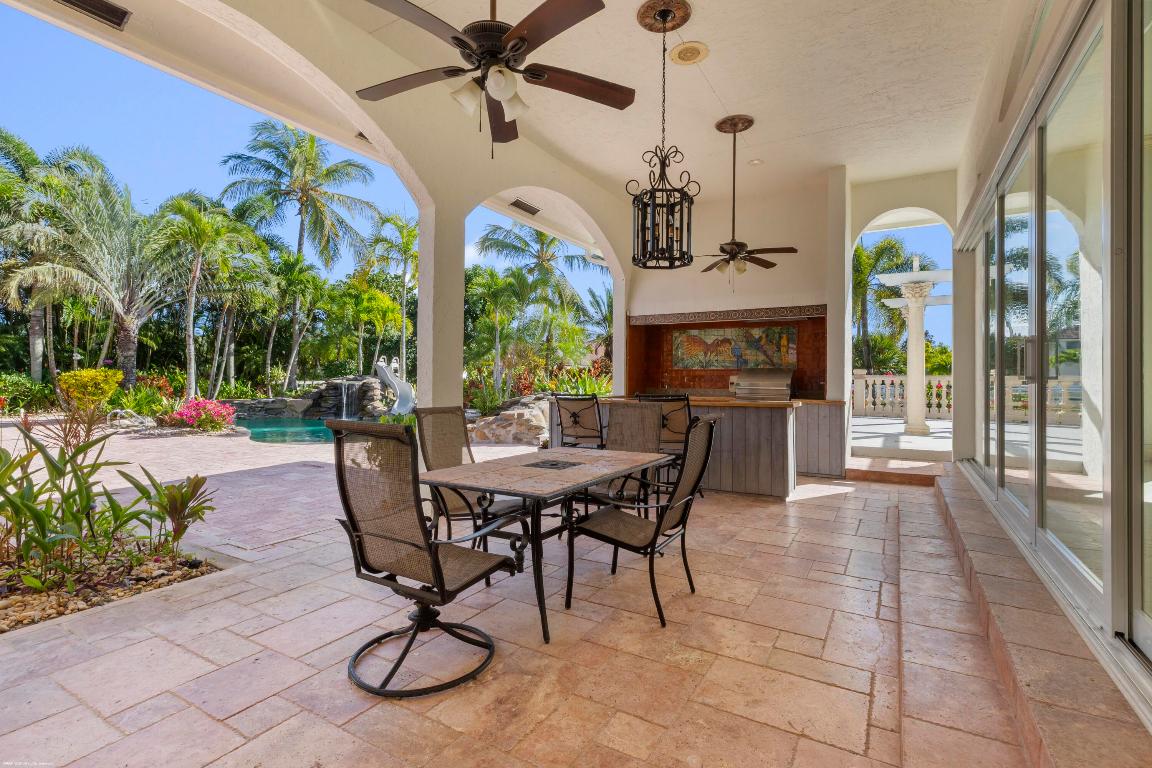 PALM BEACH POINT - Residential