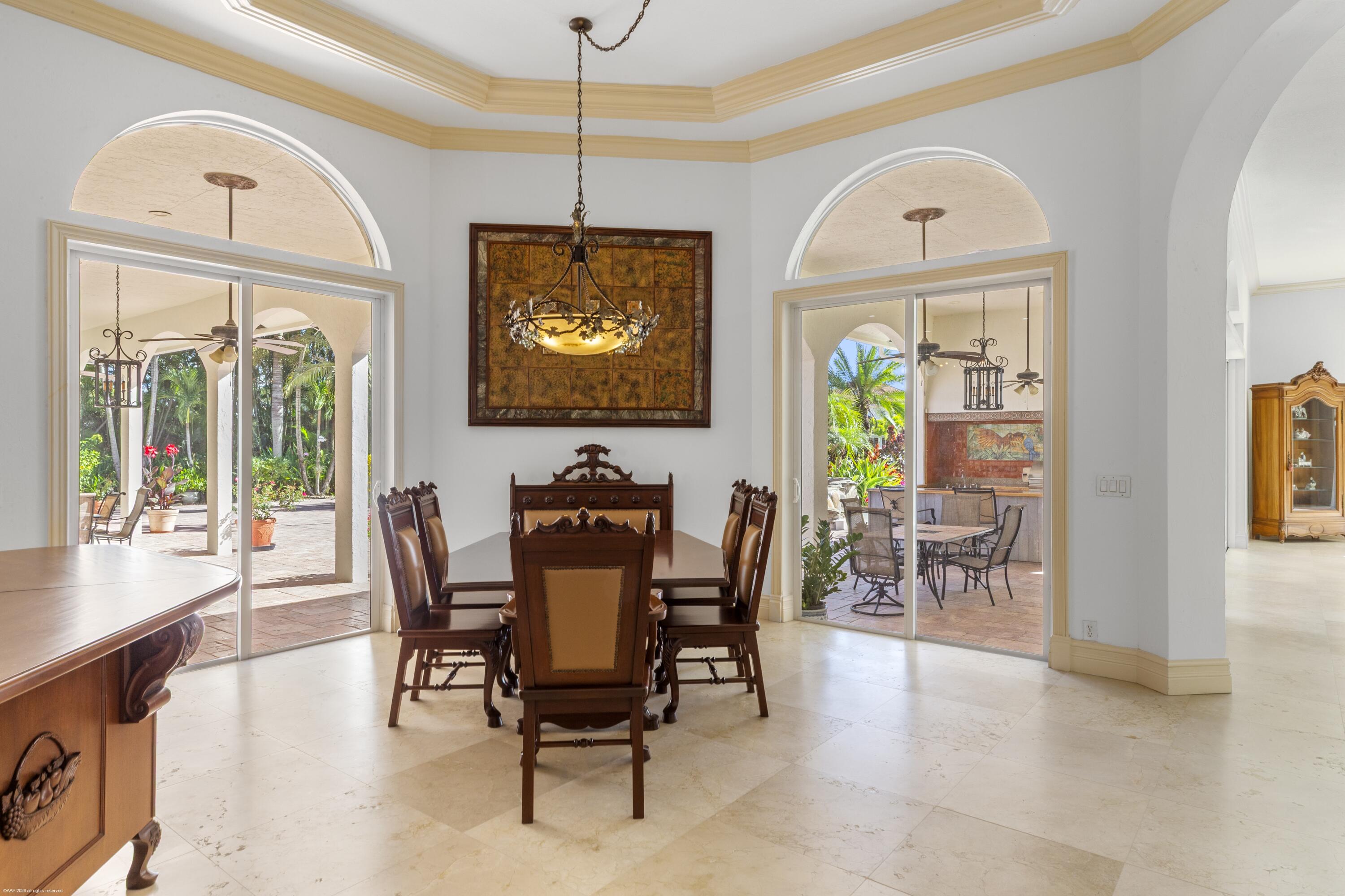 PALM BEACH POINT - Residential