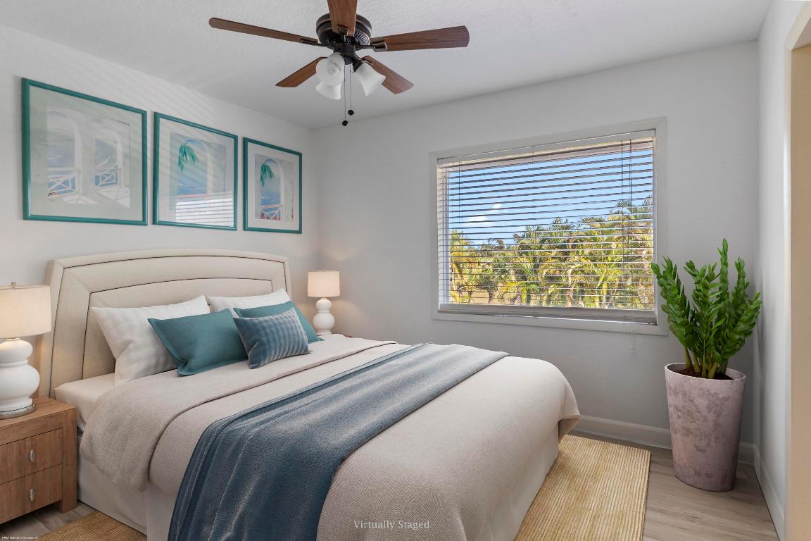 PALM BEACH POINT - Residential