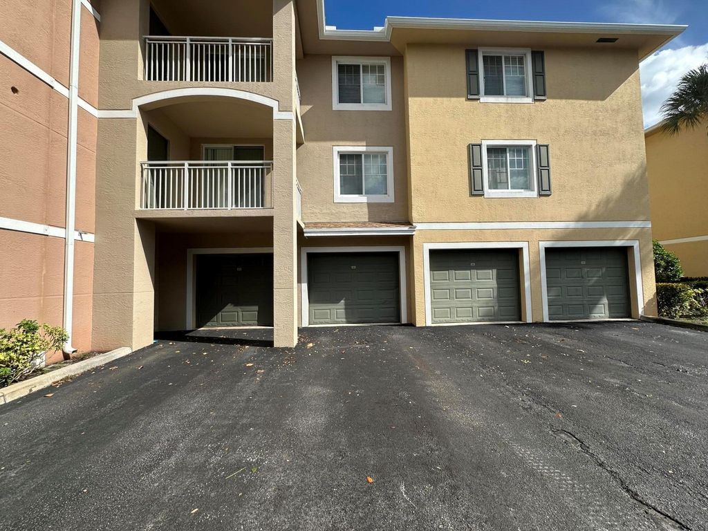 Photo of 6370 Emerald Dunes Drive #302, West Palm Beach, FL 33411 (MLS # R11139631)