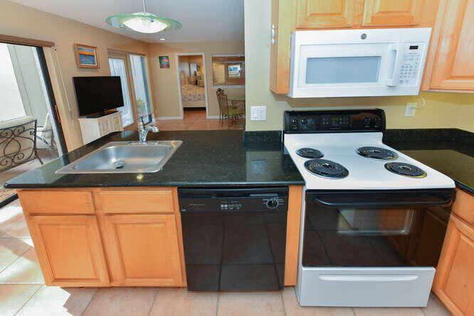 SEA LOFTERS CONDO - Residential Lease