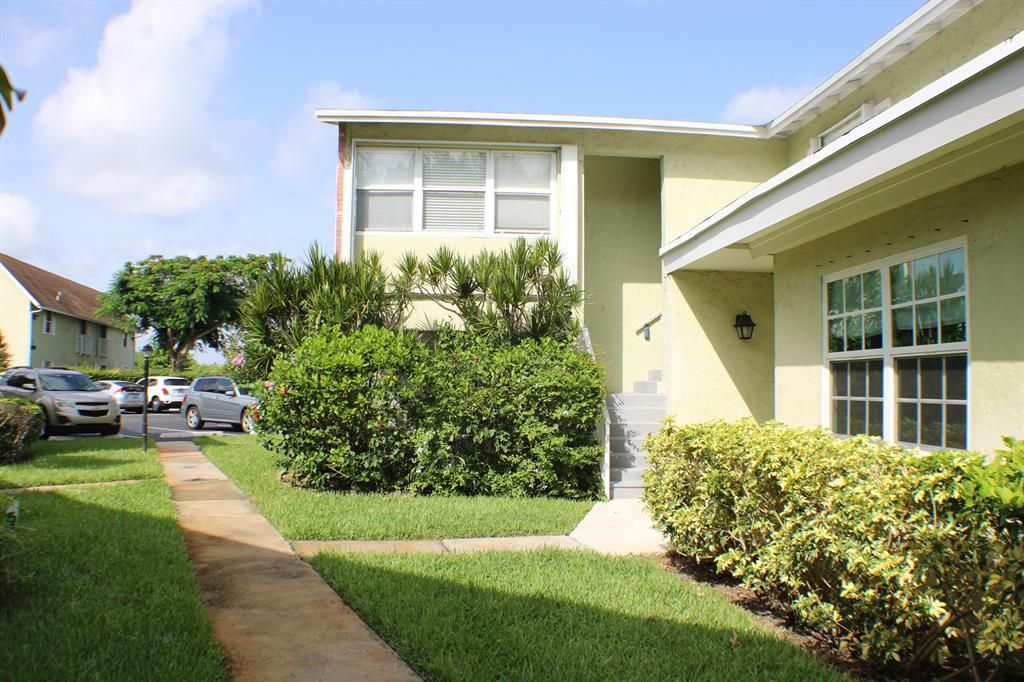 Photo of 12104 Alternate A1a #G2, Palm Beach Gardens, FL 33410 (MLS # R10899466)