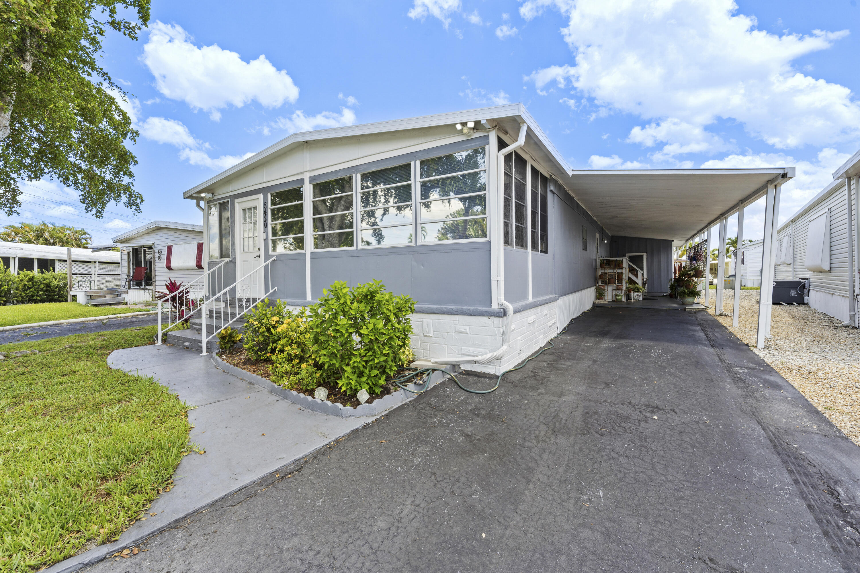 RAVENSWOOD ESTATES & MARINAS - Residential