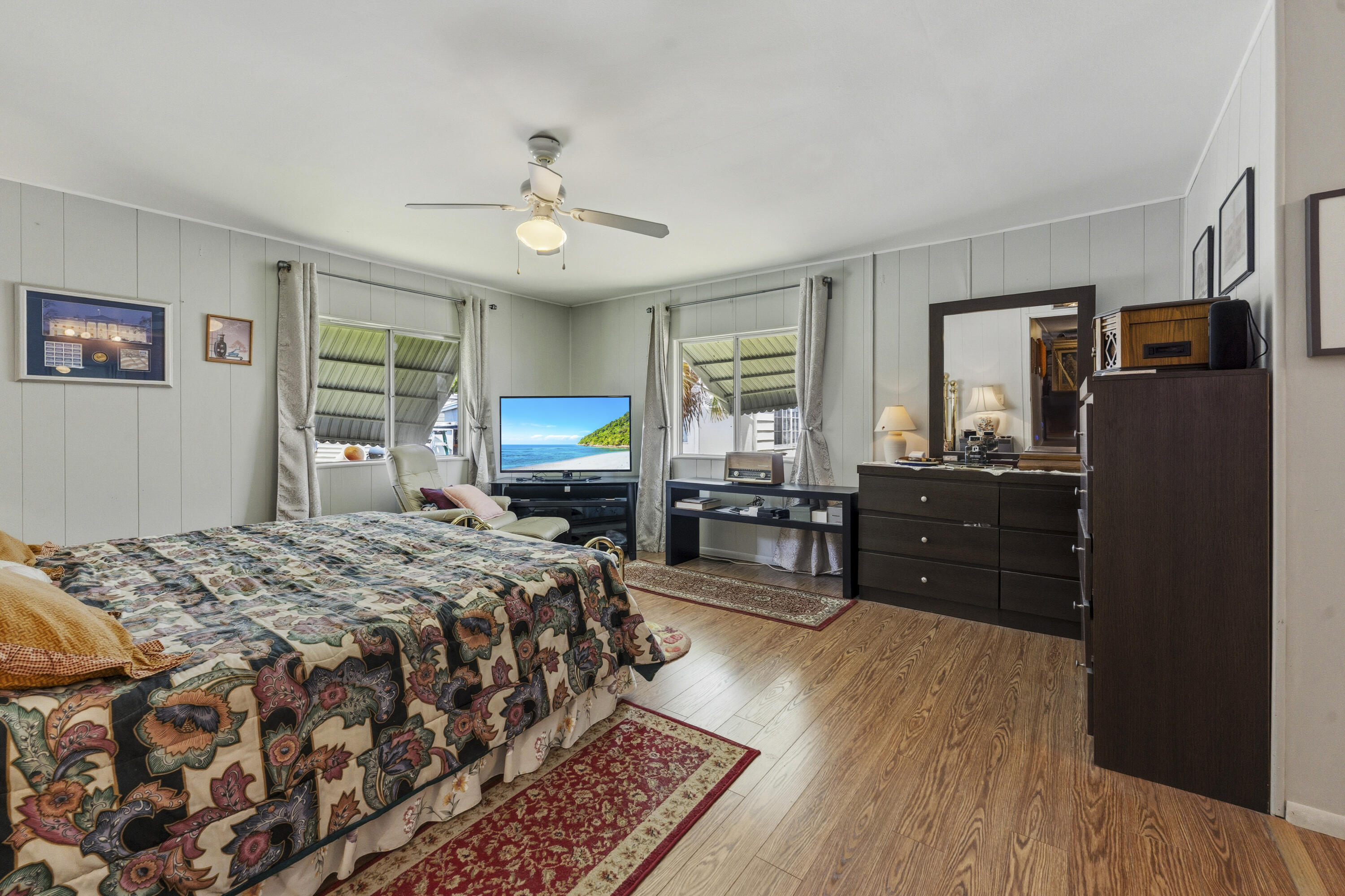 RAVENSWOOD ESTATES & MARINAS - Residential