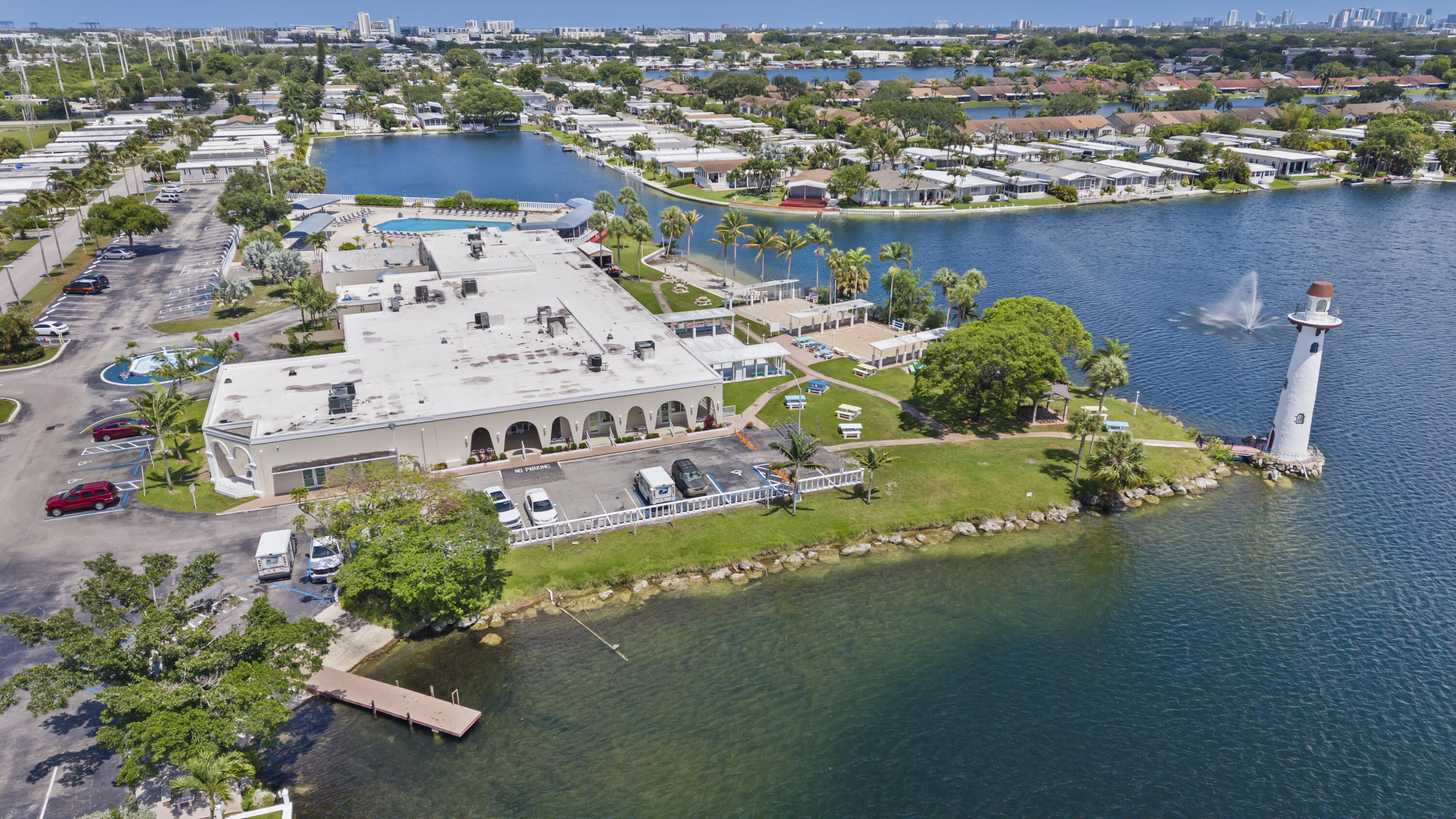 RAVENSWOOD ESTATES & MARINAS - Residential