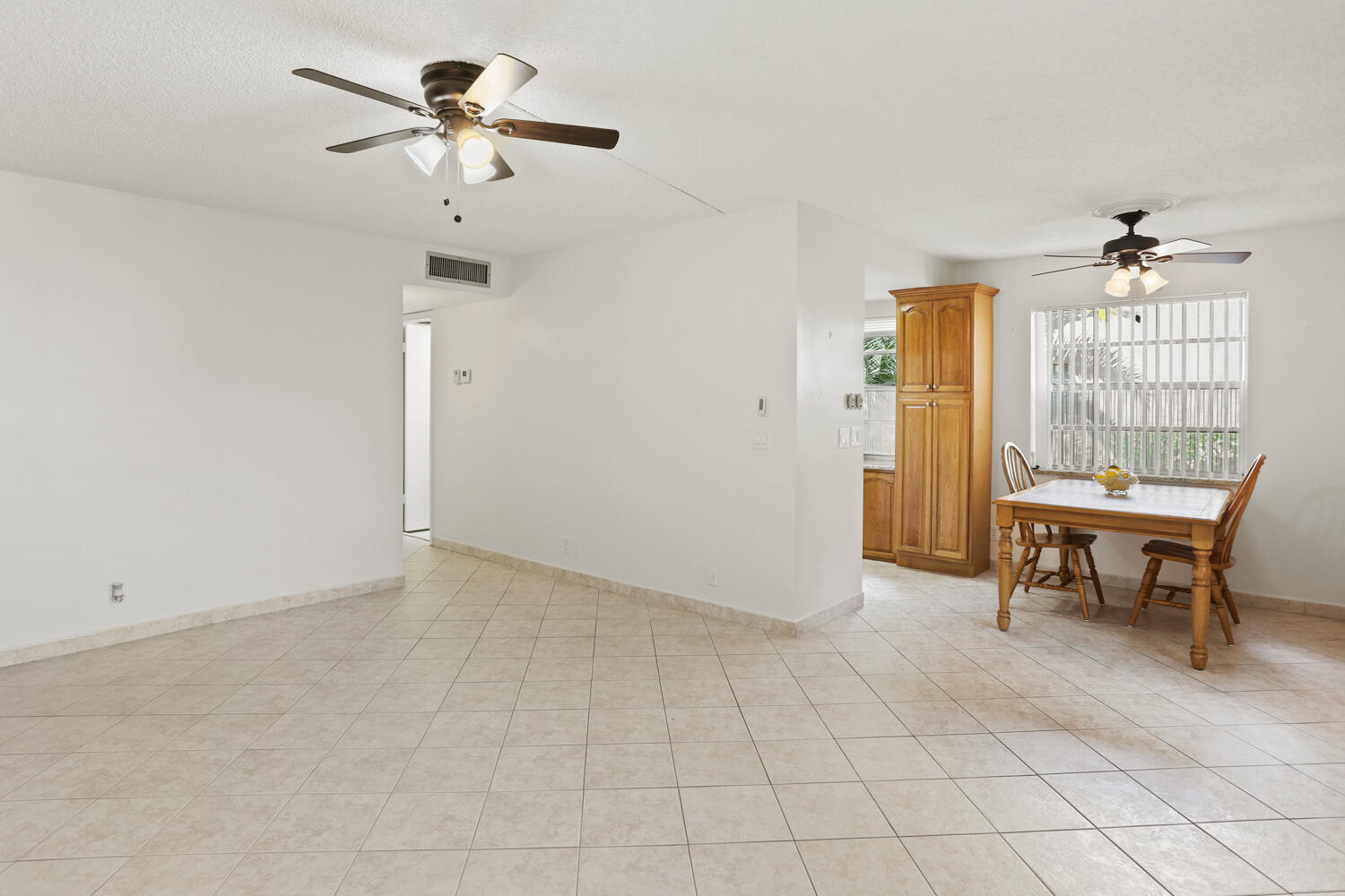 KINGS POINT BURGUNDY CONDOS - Residential