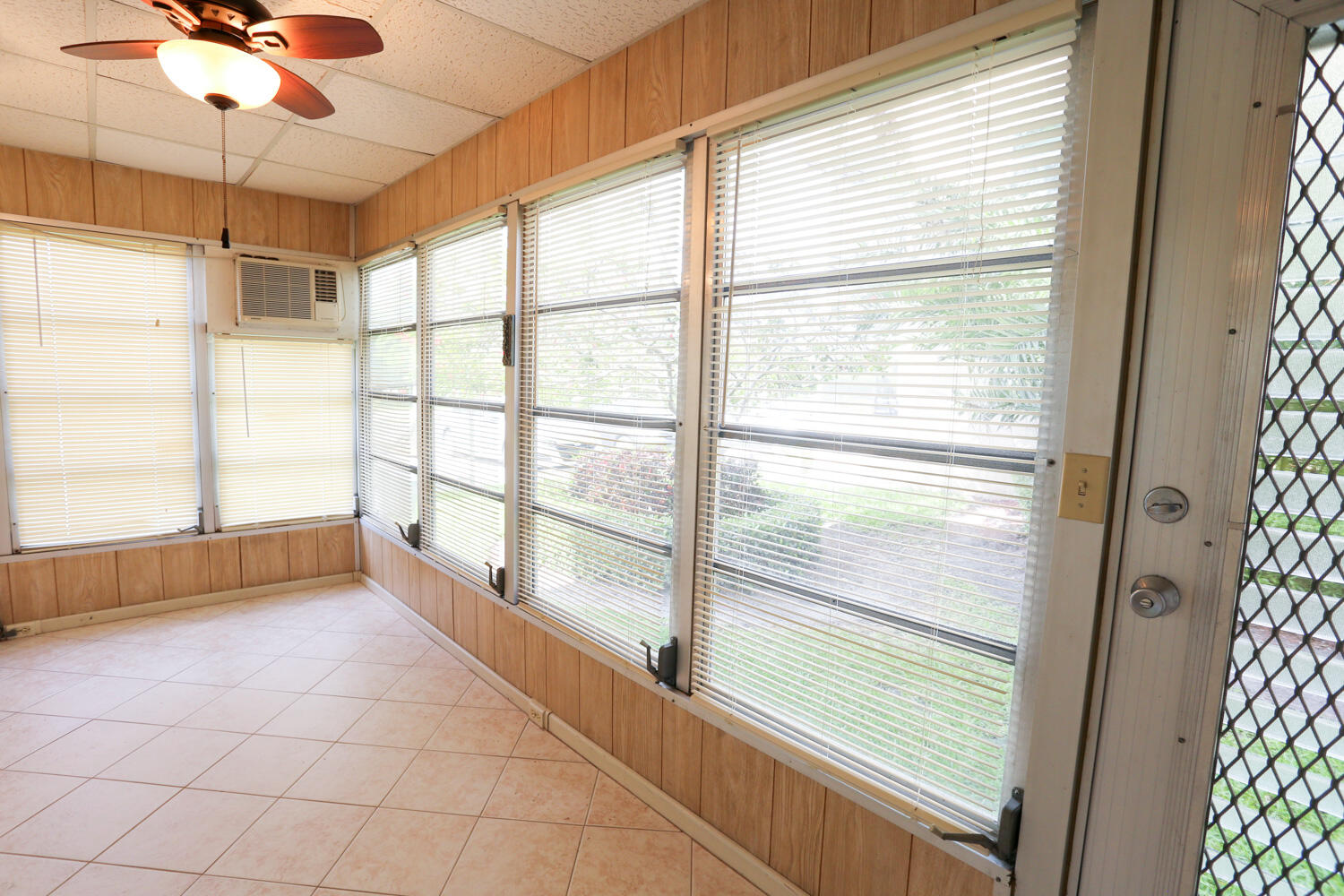 KINGS POINT BURGUNDY CONDOS - Residential