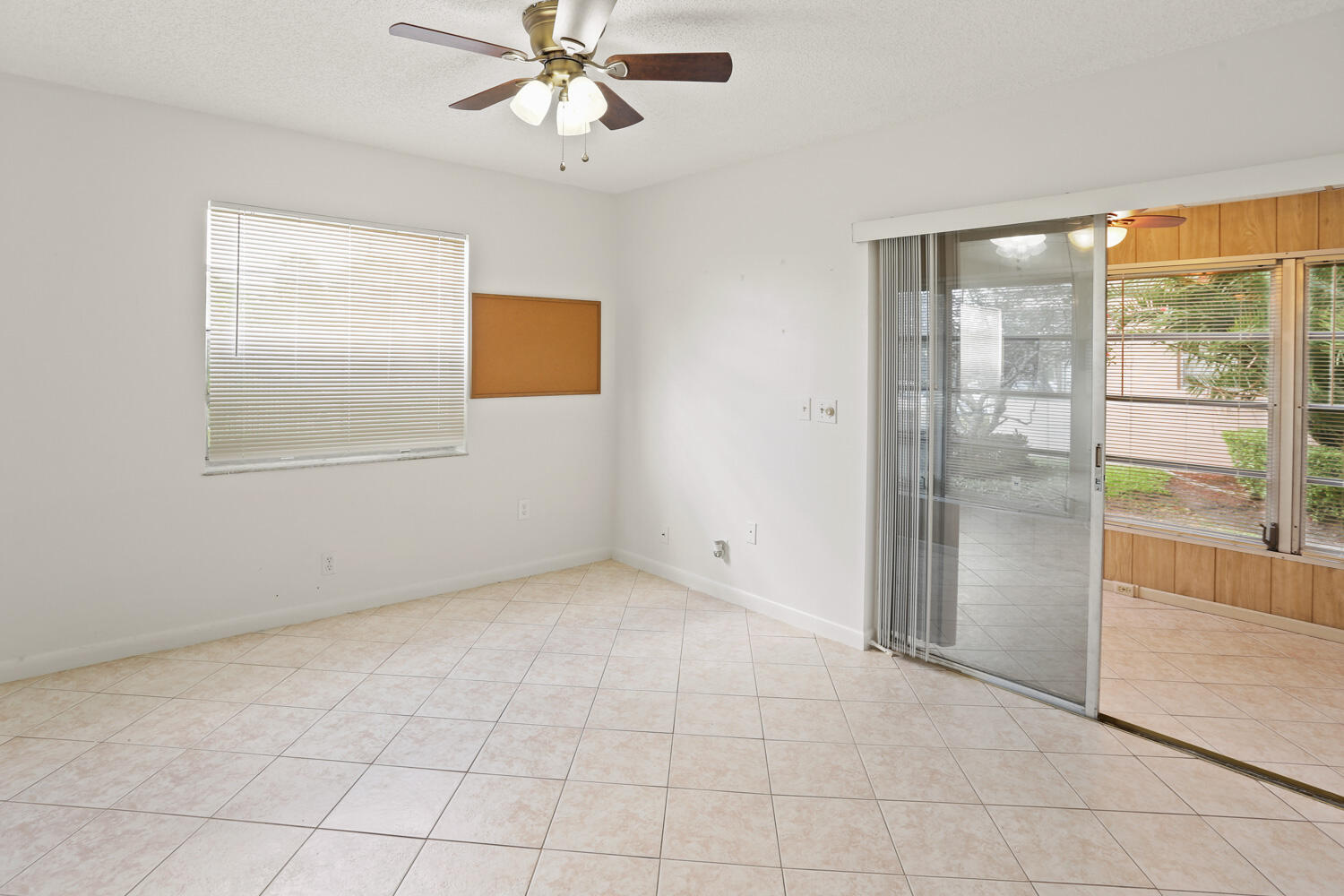 KINGS POINT BURGUNDY CONDOS - Residential