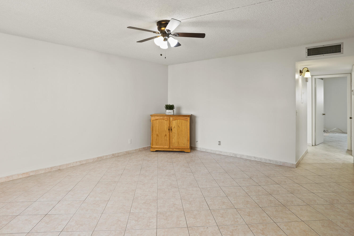 KINGS POINT BURGUNDY CONDOS - Residential