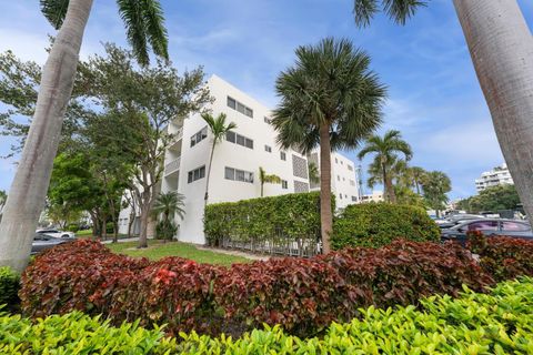 A home in Bay Harbor Islands