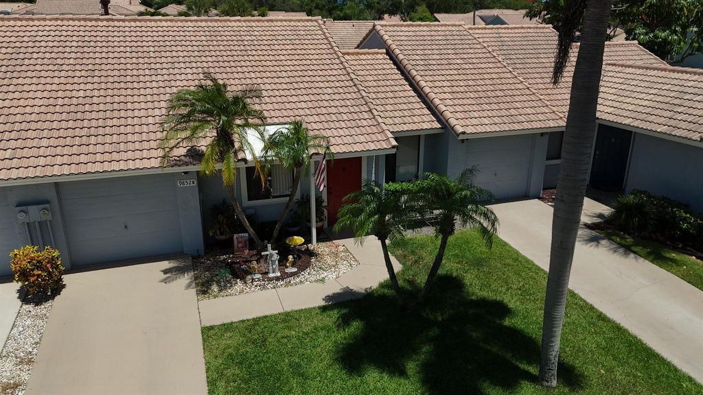 Photo of 9852 62nd Terrace S #E, Boynton Beach, FL 33437 (MLS # R11109567)