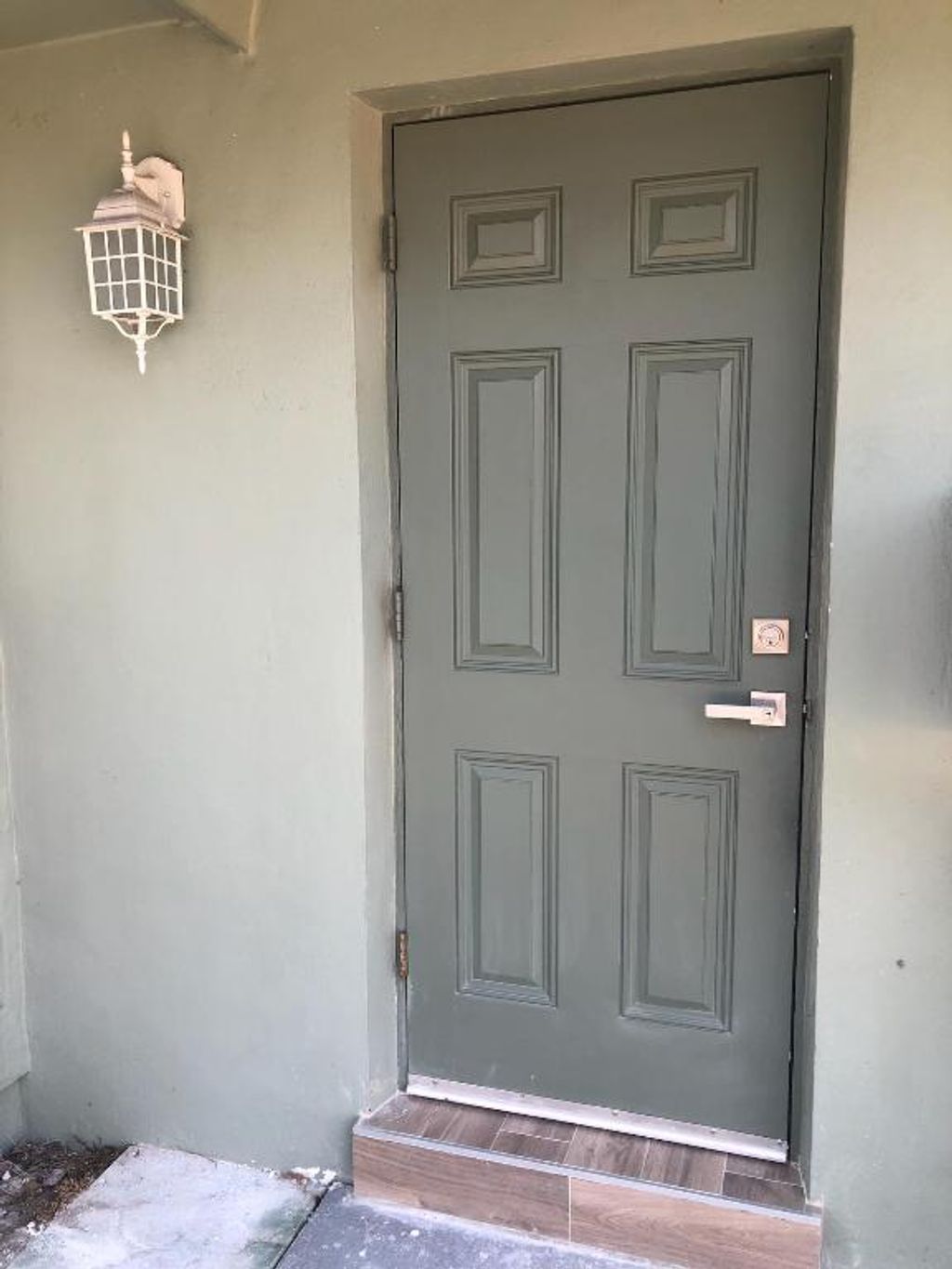 Photo of 1505 NE 15th Avenue #4, Fort Lauderdale, FL 33304 (MLS # R11092022)