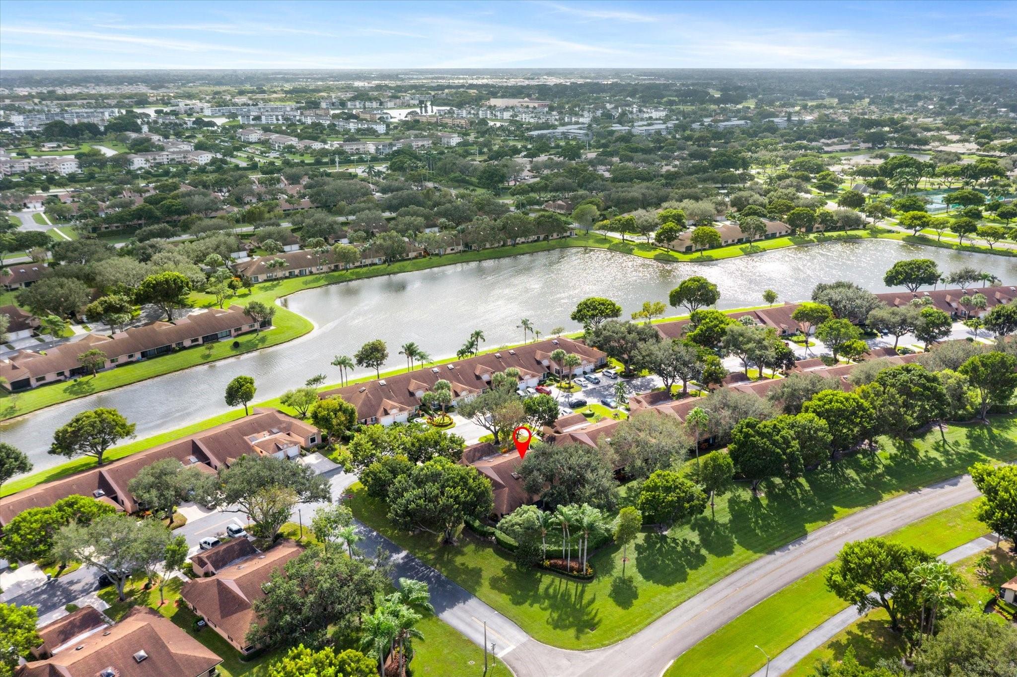 WHISPER WALK SEC E CONDO - Residential