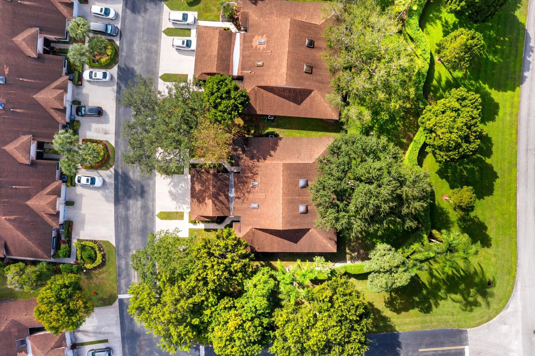 WHISPER WALK SEC E CONDO - Residential