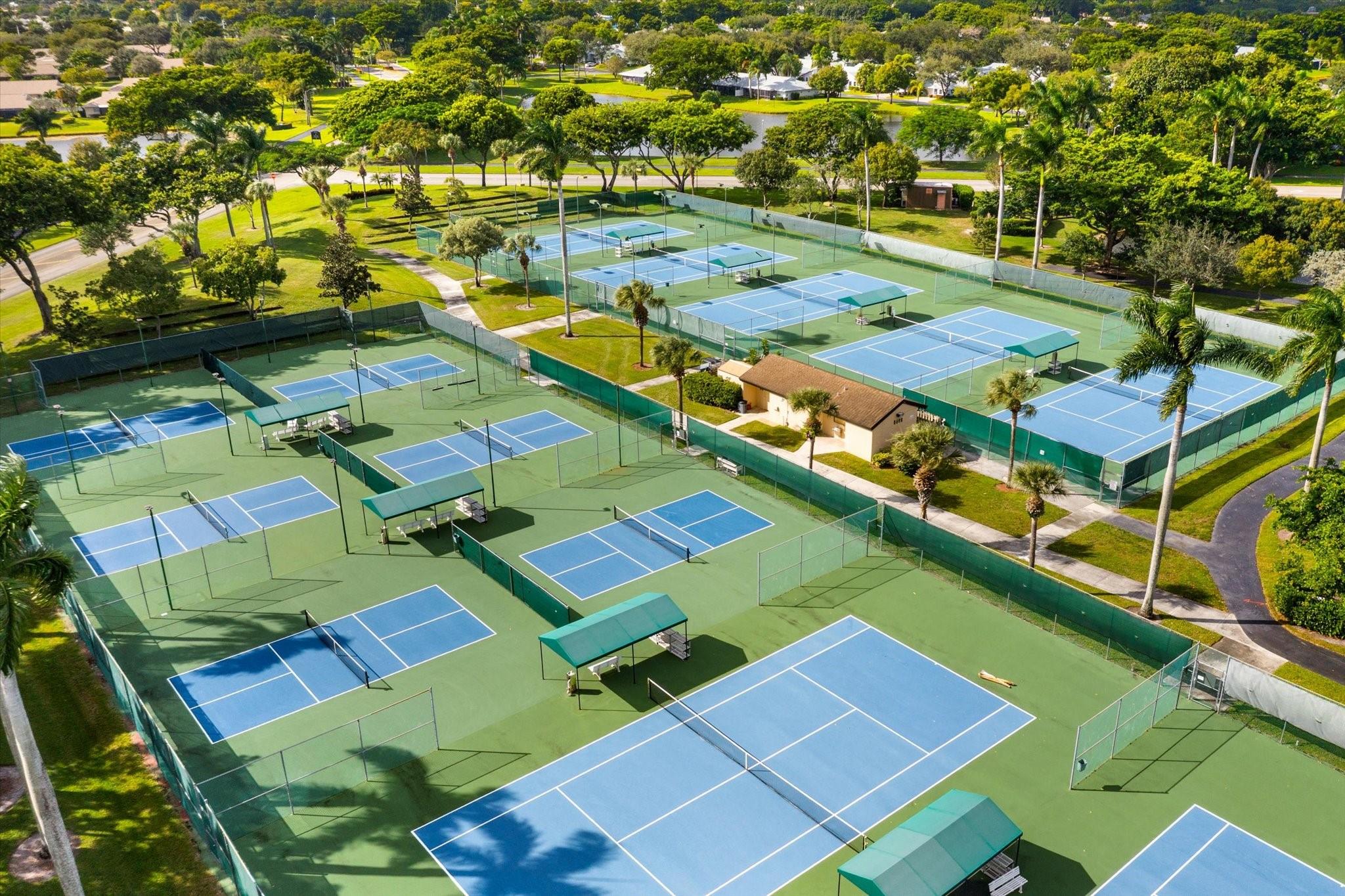 WHISPER WALK SEC E CONDO - Residential