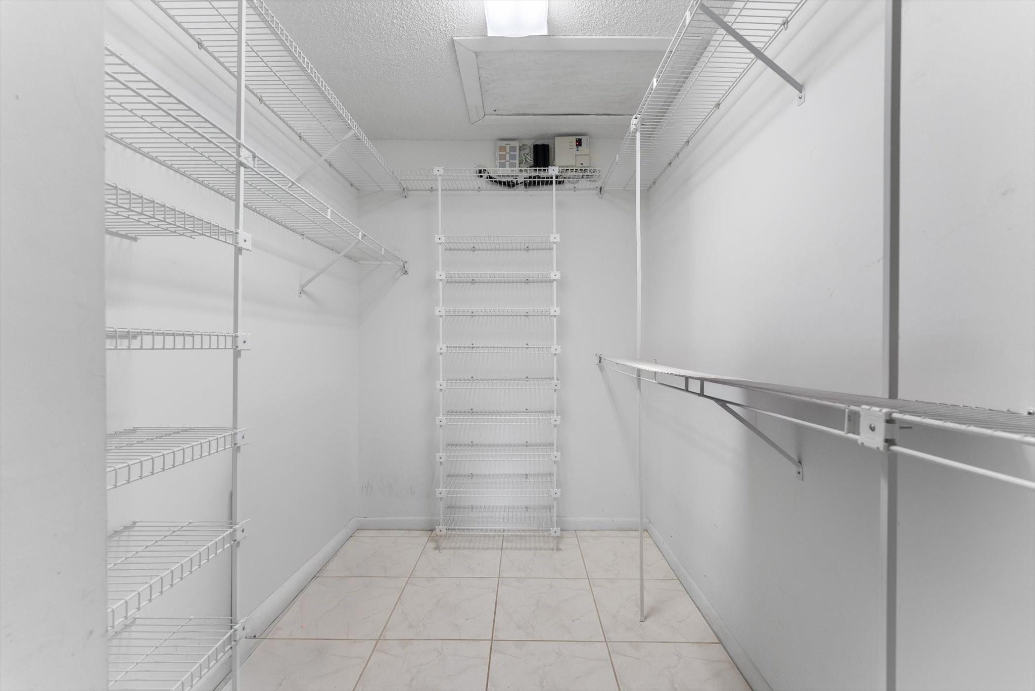 WHISPER WALK SEC E CONDO - Residential