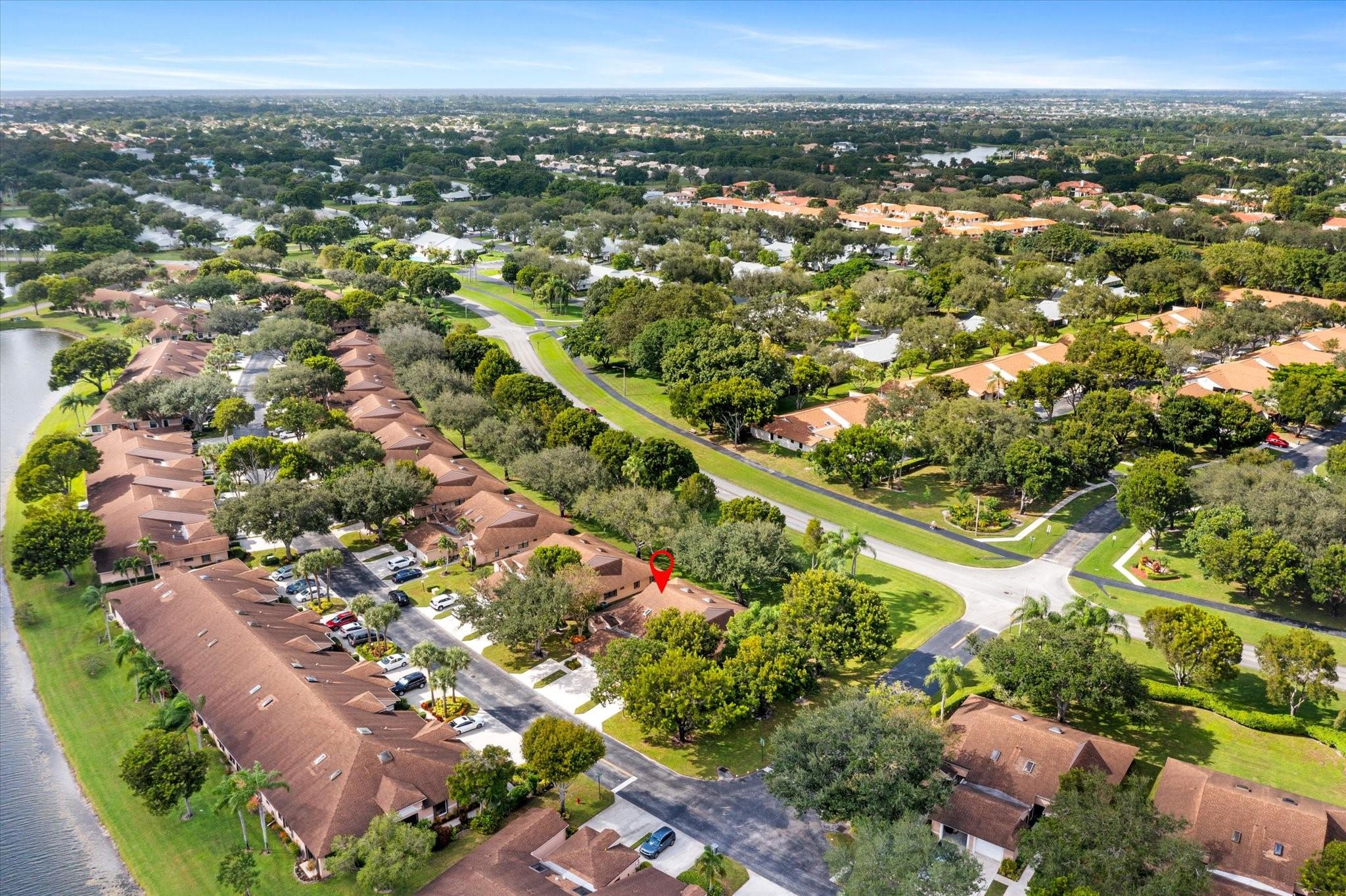 WHISPER WALK SEC E CONDO - Residential