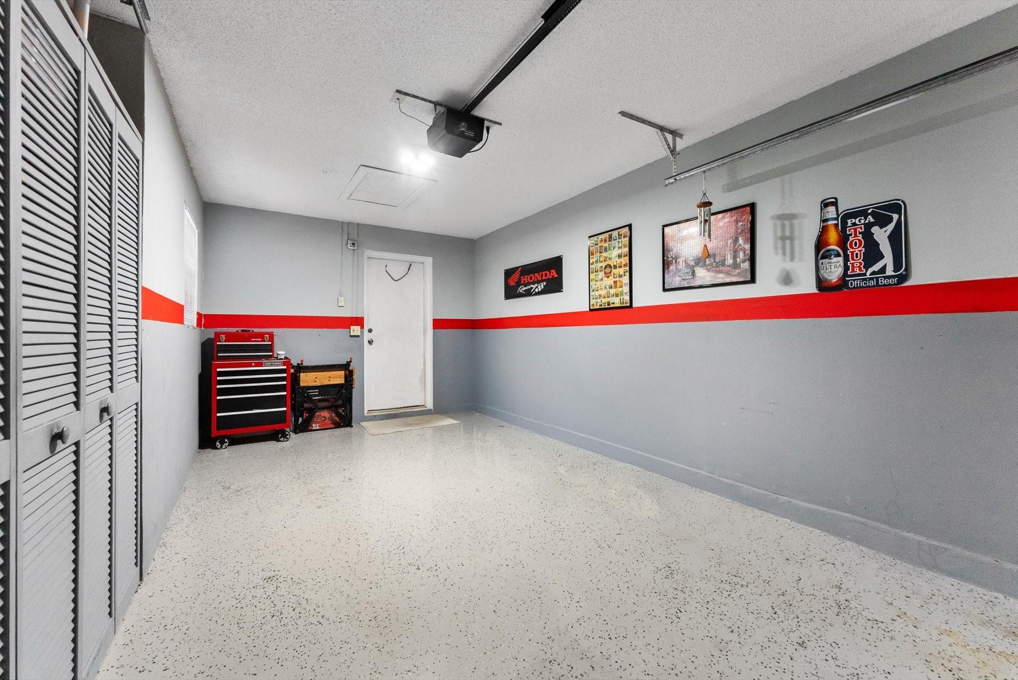 WHISPER WALK SEC E CONDO - Residential