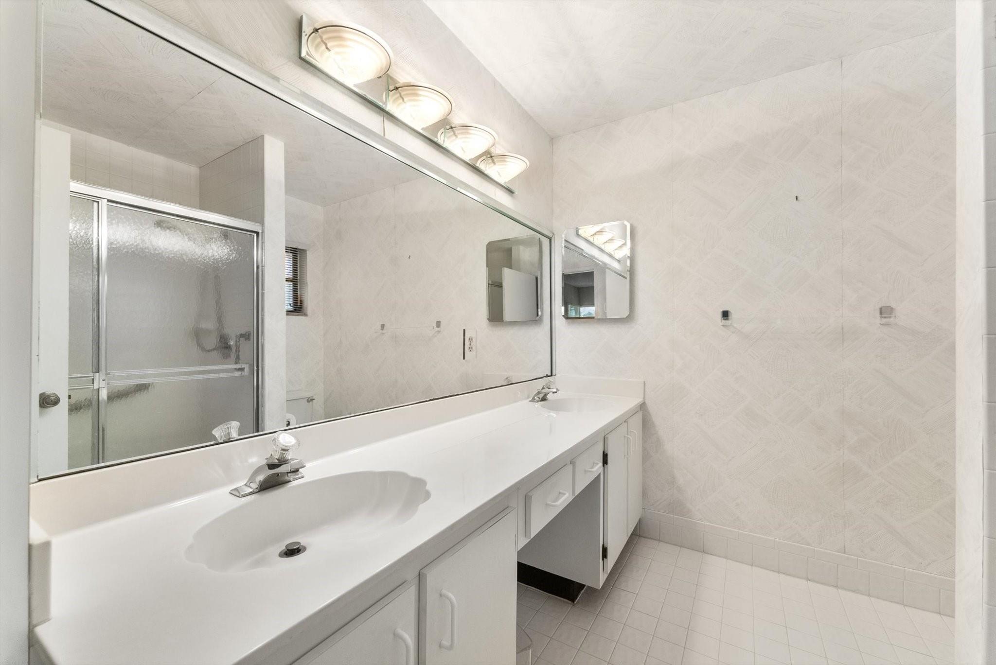 WHISPER WALK SEC E CONDO - Residential