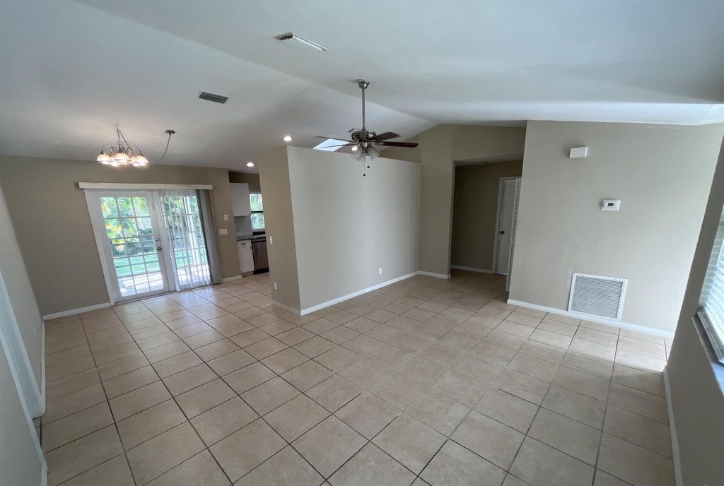 Photo of 8270 SE Camellia Drive, Hobe Sound, FL 33455 (MLS # R10984983)
