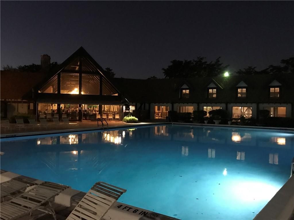 Photo of 3730 Inverrary Dr Dr #2m, Lauderhill, FL 33319 (MLS # F10335261)