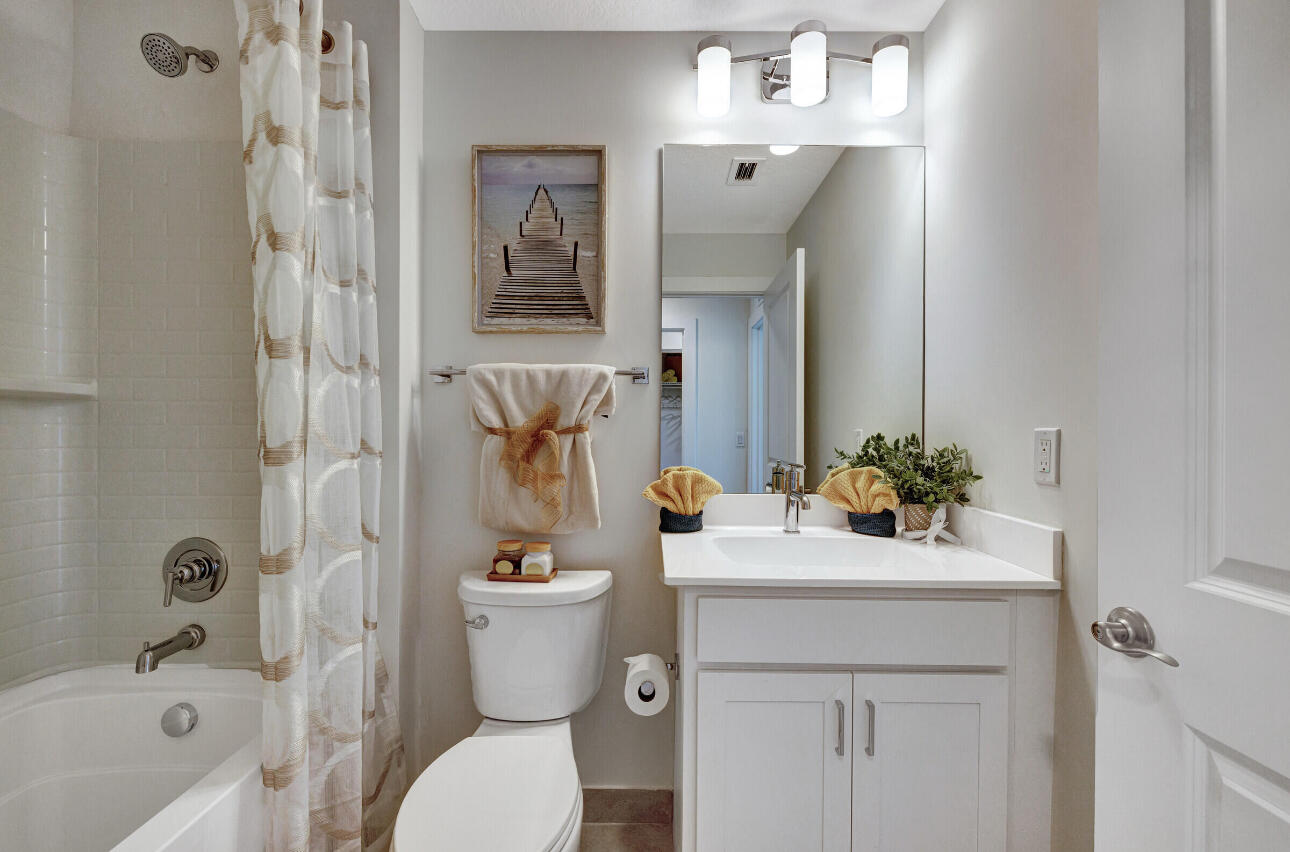 RIVER PLACE ON THE ST LUCIE NO. 8 - Residential