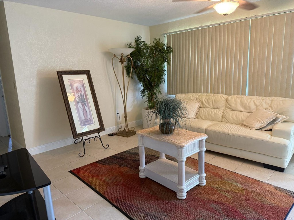 Sunrise Golf Village Sec - Residential Lease