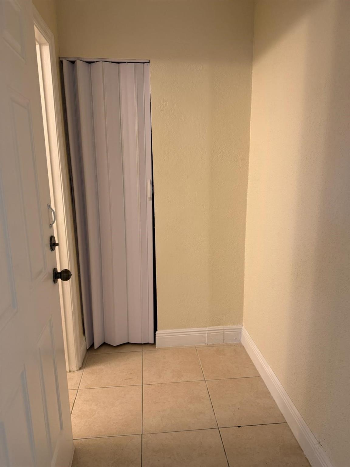 Sunrise Golf Village Sec - Residential Lease