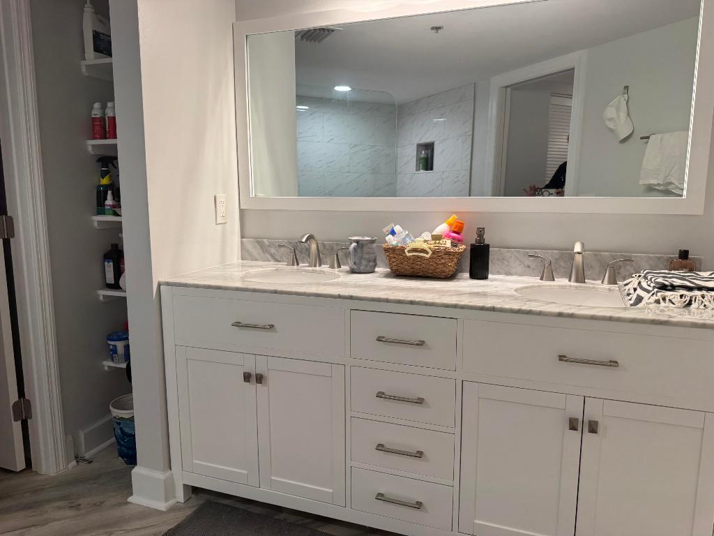 TIARA TOWERS CONDOMINIUM - Residential Lease