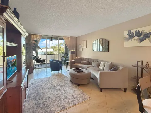 777 S Federal Highway Unit 209n, Pompano Beach, FL 33062 - MLS#: R11084690