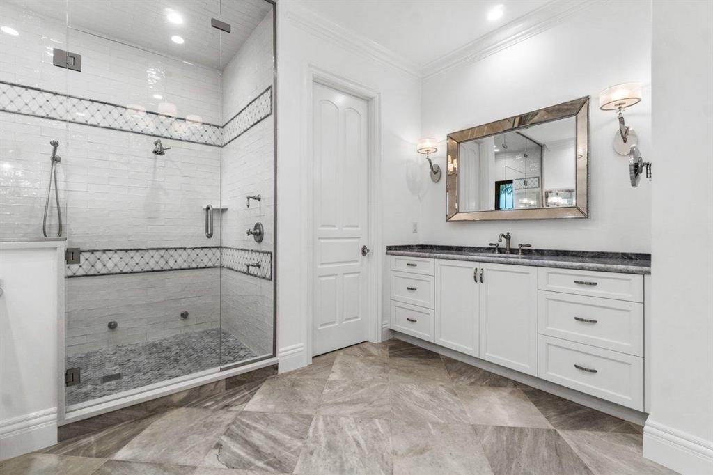 SAILFISH POINT - Residential