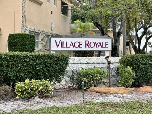 VILLAGE ROYALE CONDO 3 - Residential