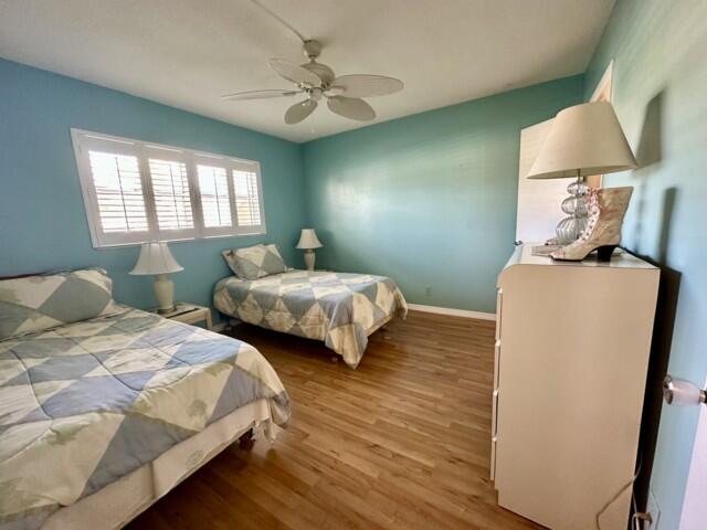 VILLAGE ROYALE CONDO 3 - Residential