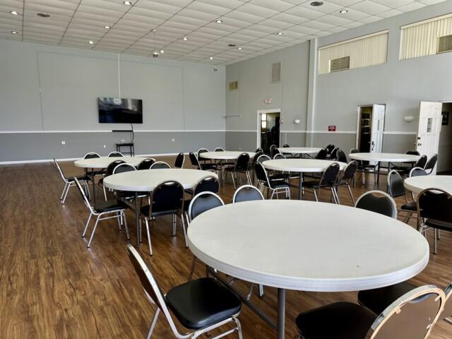 VILLAGE ROYALE CONDO 3 - Residential