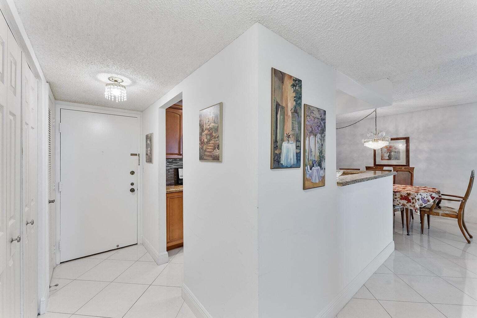 TRADEWINDS OF POMPANO CON - Residential